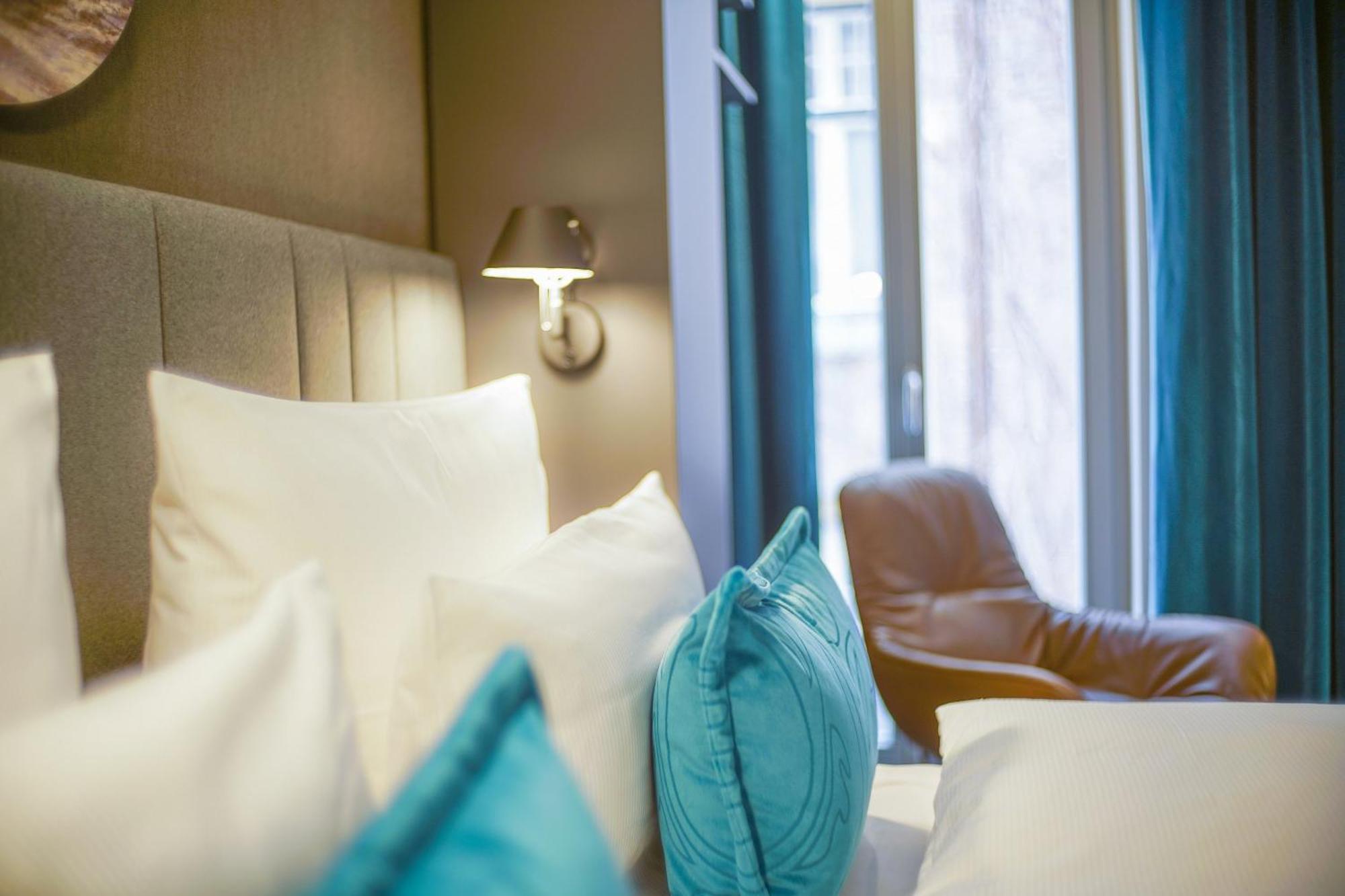 Motel One Luebeck Екстер'єр фото