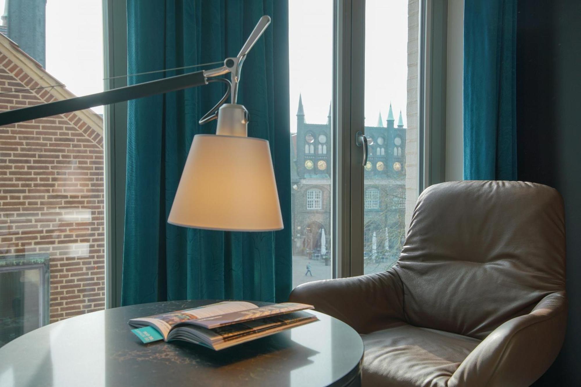 Motel One Luebeck Екстер'єр фото
